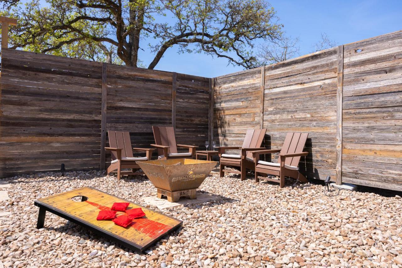 Romantic Tiny Luxury Retreat W Heated Pool, Sauna N Outdoor Shower In Wimberley 10 Acres Βίλα Εξωτερικό φωτογραφία