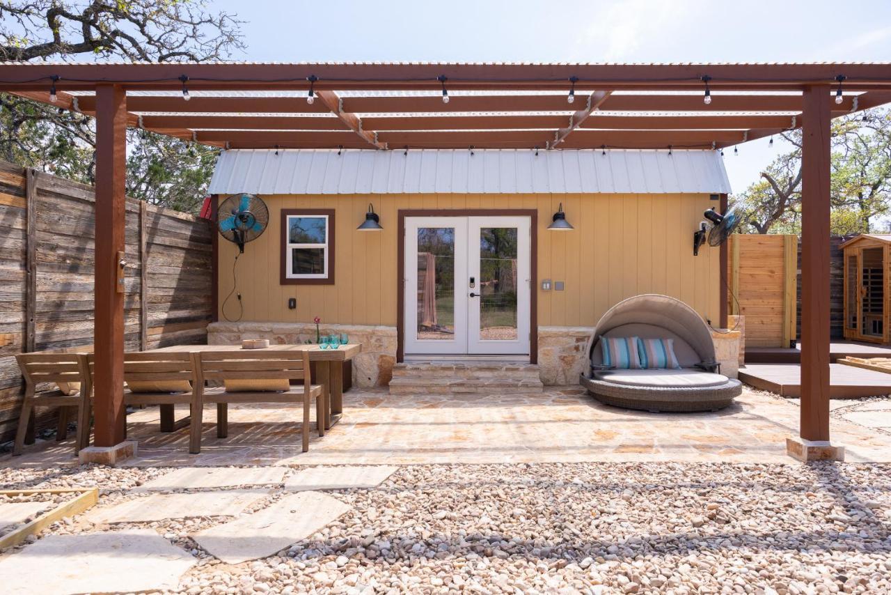 Romantic Tiny Luxury Retreat W Heated Pool, Sauna N Outdoor Shower In Wimberley 10 Acres Βίλα Εξωτερικό φωτογραφία