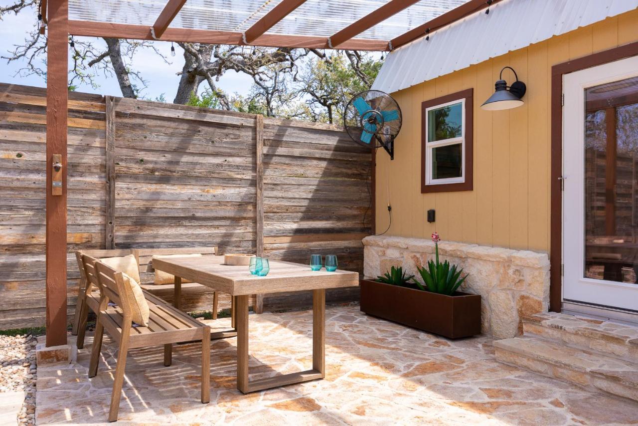 Romantic Tiny Luxury Retreat W Heated Pool, Sauna N Outdoor Shower In Wimberley 10 Acres Βίλα Εξωτερικό φωτογραφία