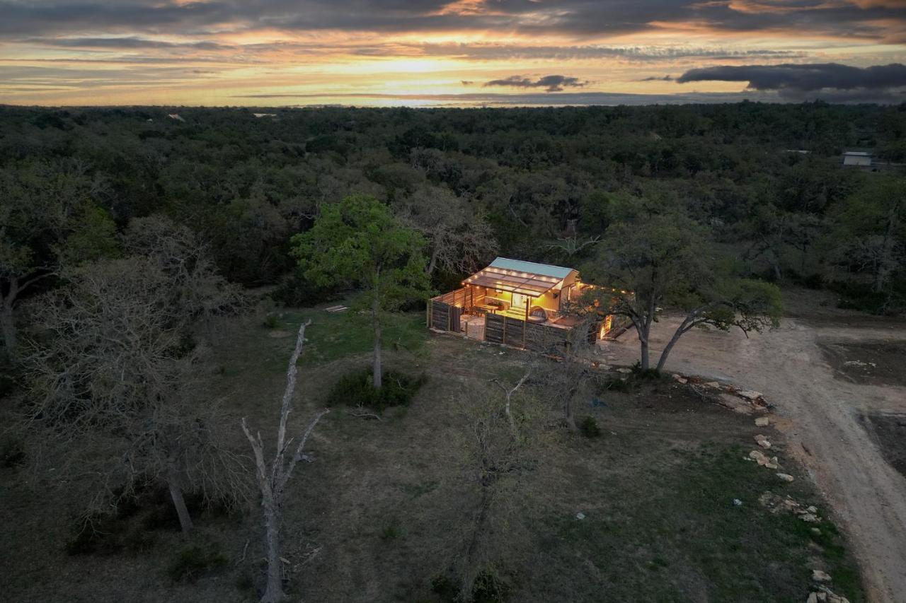 Romantic Tiny Luxury Retreat W Heated Pool, Sauna N Outdoor Shower In Wimberley 10 Acres Βίλα Εξωτερικό φωτογραφία