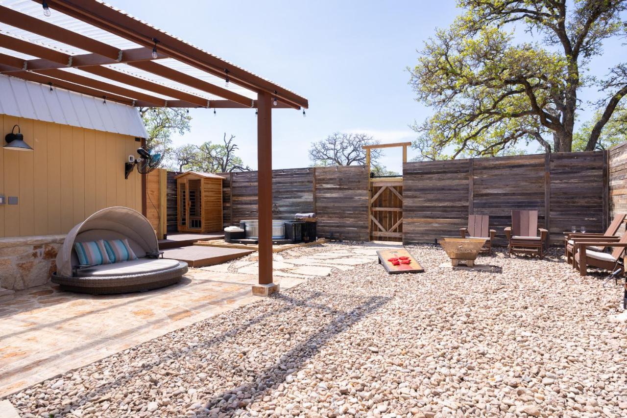 Romantic Tiny Luxury Retreat W Heated Pool, Sauna N Outdoor Shower In Wimberley 10 Acres Βίλα Εξωτερικό φωτογραφία