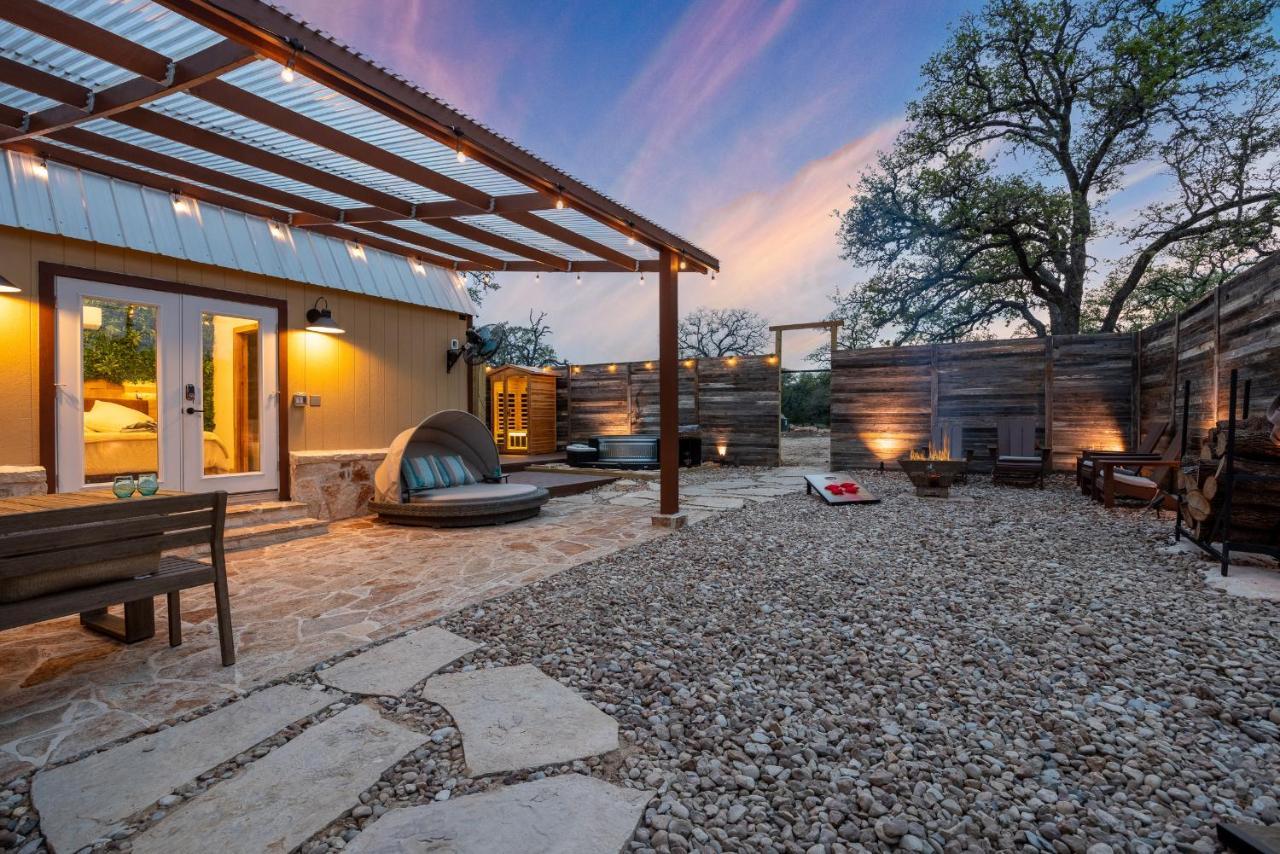 Romantic Tiny Luxury Retreat W Heated Pool, Sauna N Outdoor Shower In Wimberley 10 Acres Βίλα Εξωτερικό φωτογραφία